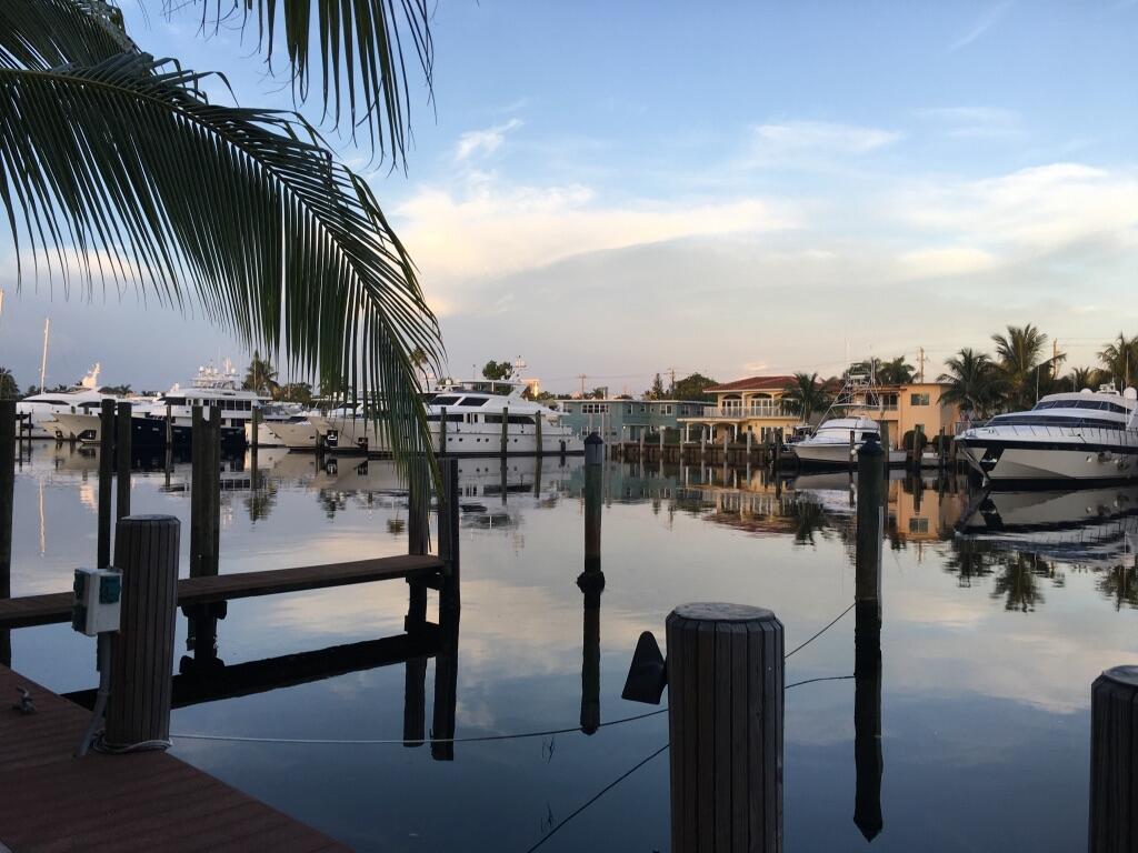 815 Middle River Drive 210