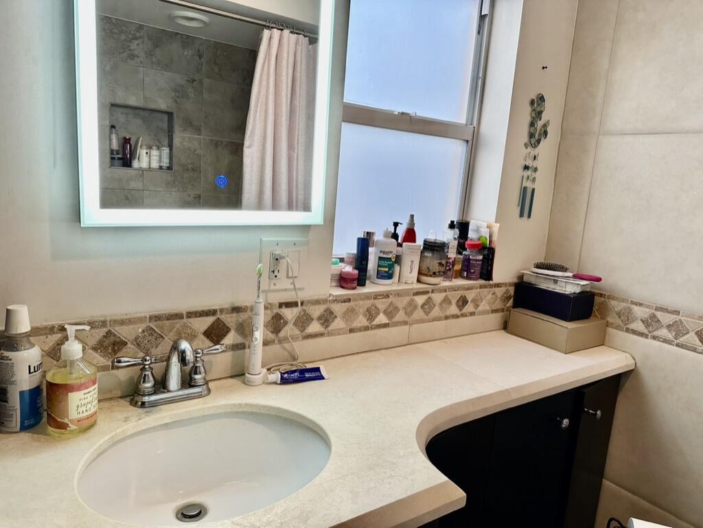 815 Middle River Drive 210