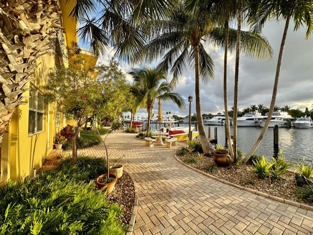 815 Middle River Drive 210