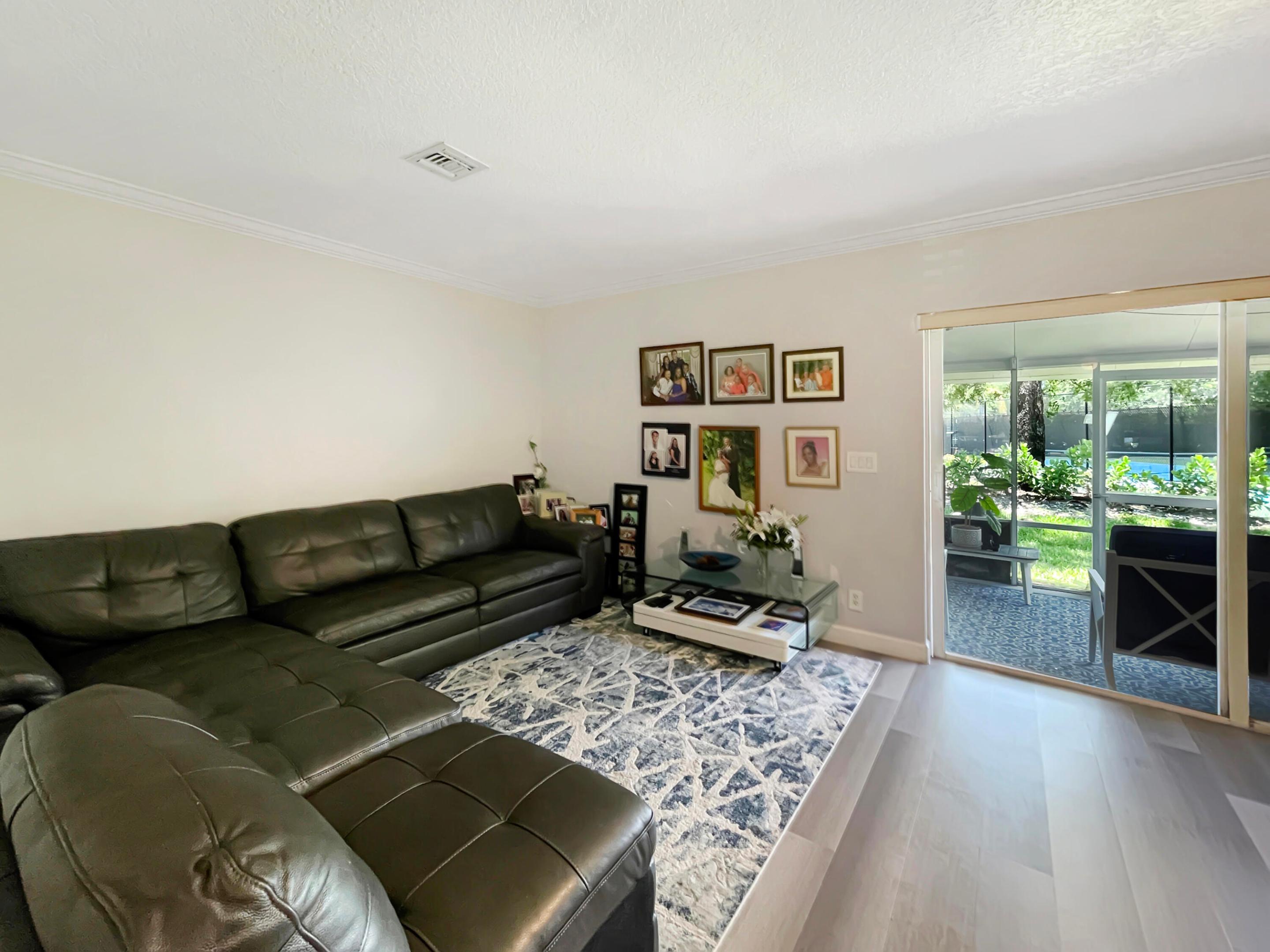 1491 SW 48 Terrace