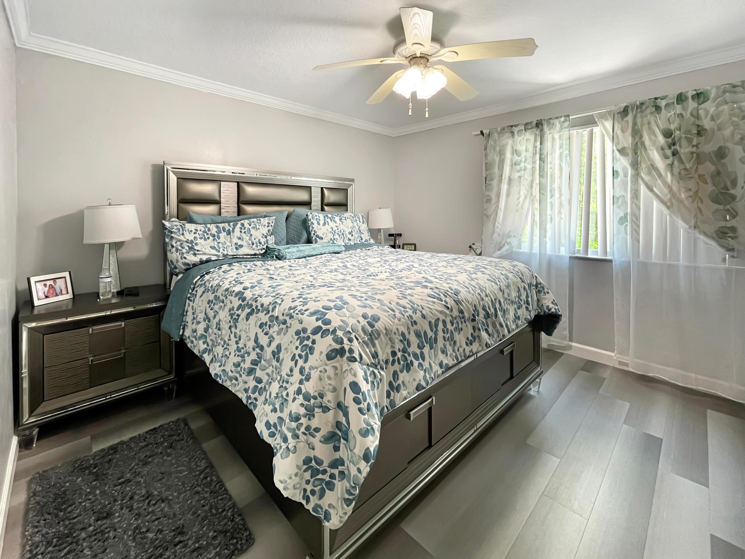 1491 SW 48 Terrace