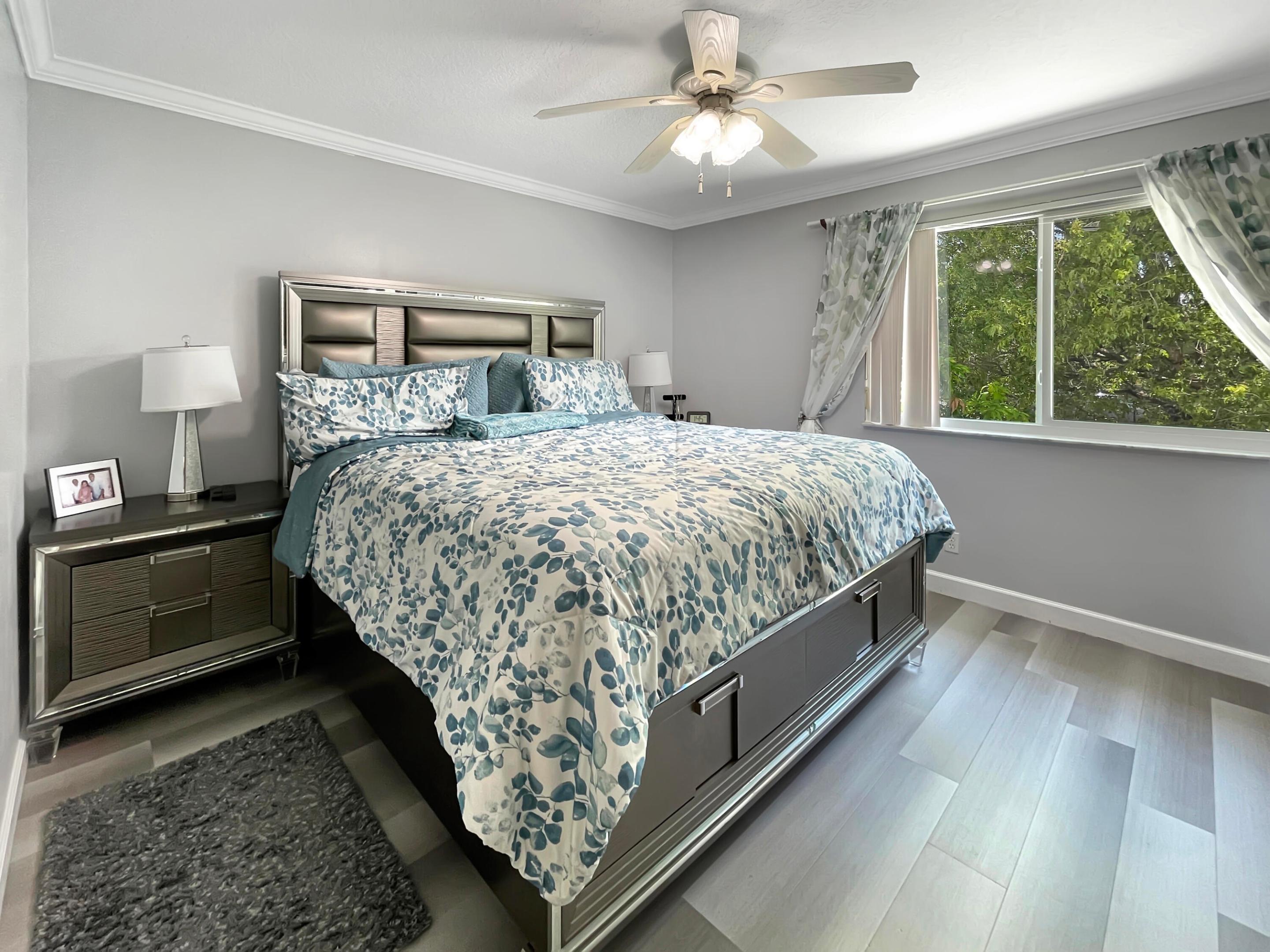 1491 SW 48 Terrace
