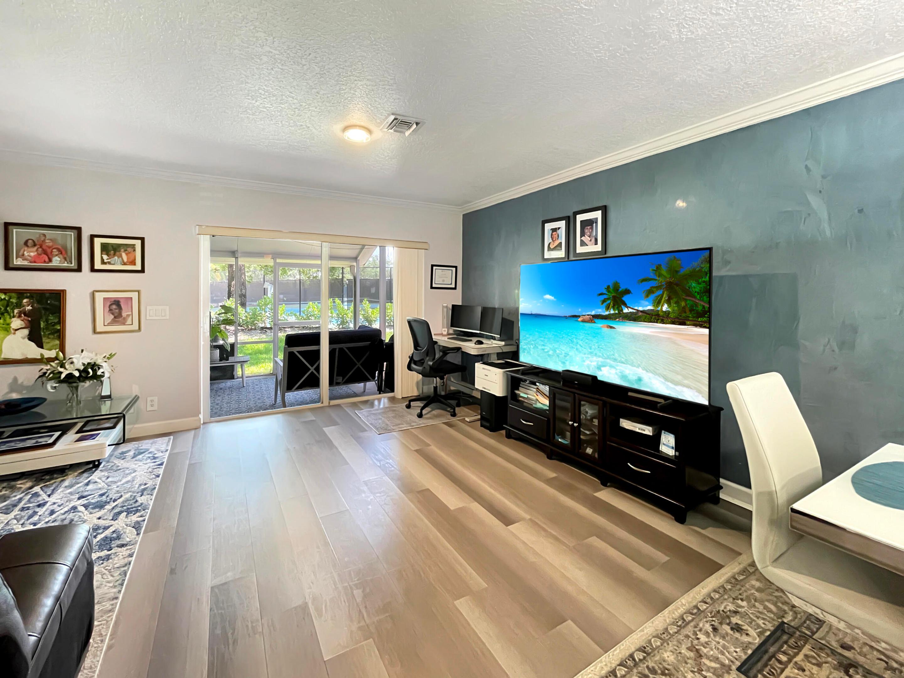 1491 SW 48 Terrace