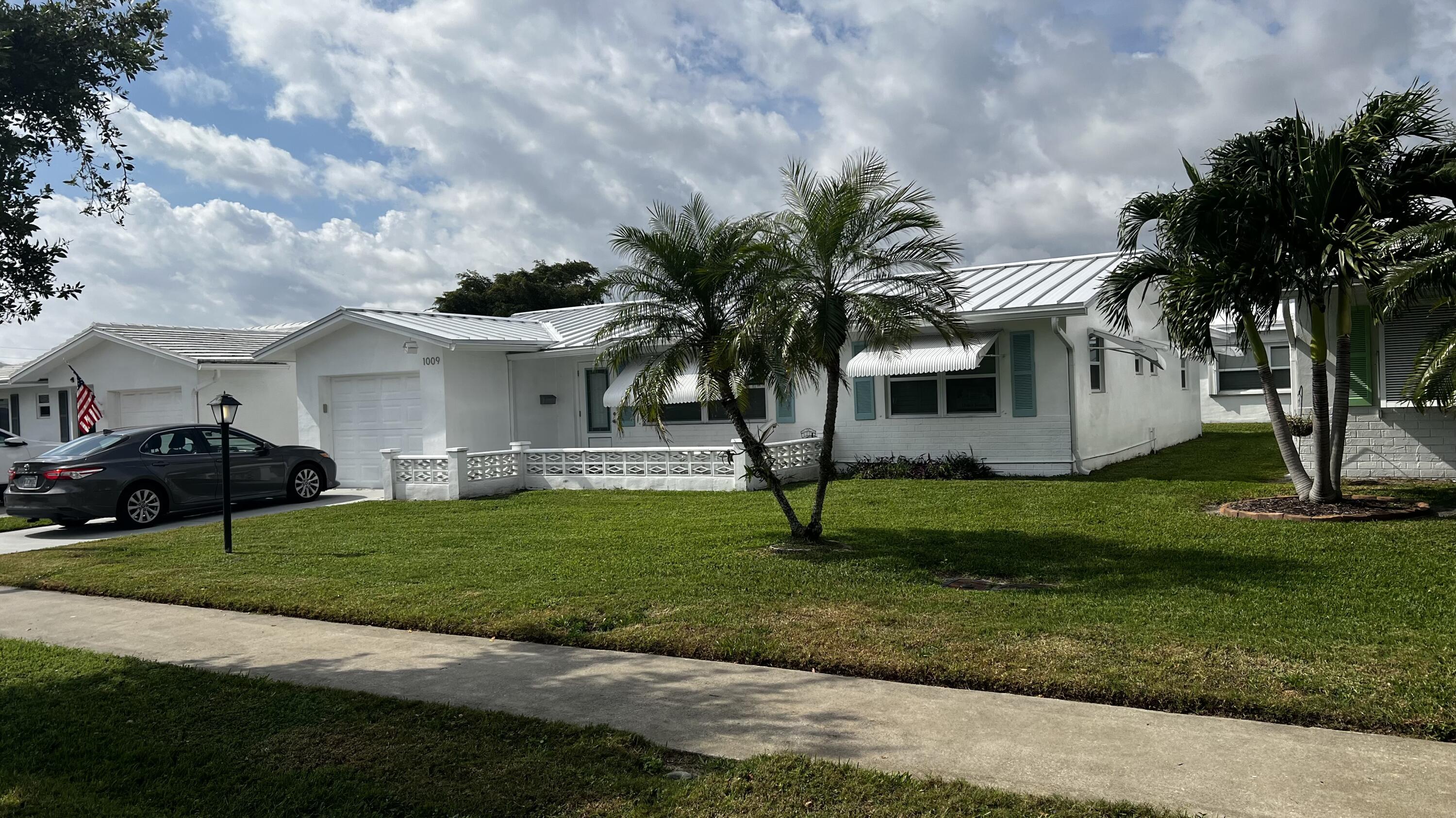 1009 SW 18th Street