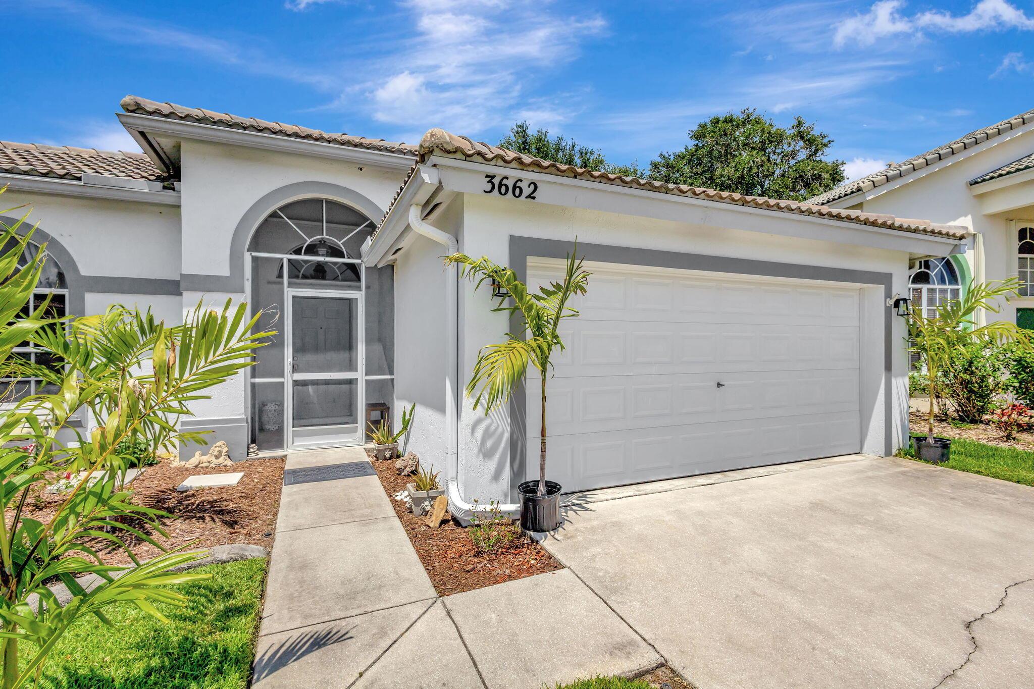 3662 Old Lighthouse Circle