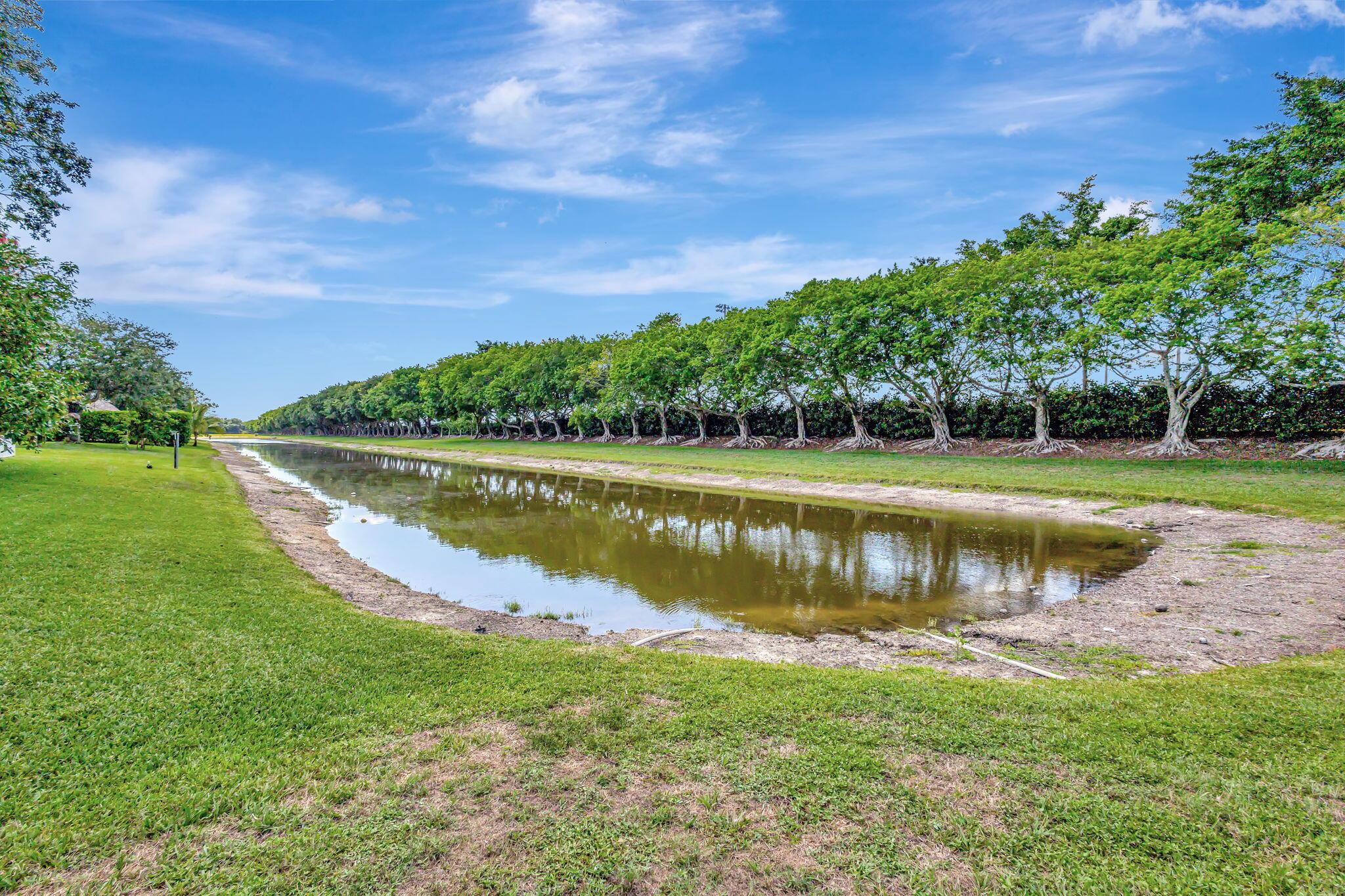 3662 Old Lighthouse Circle