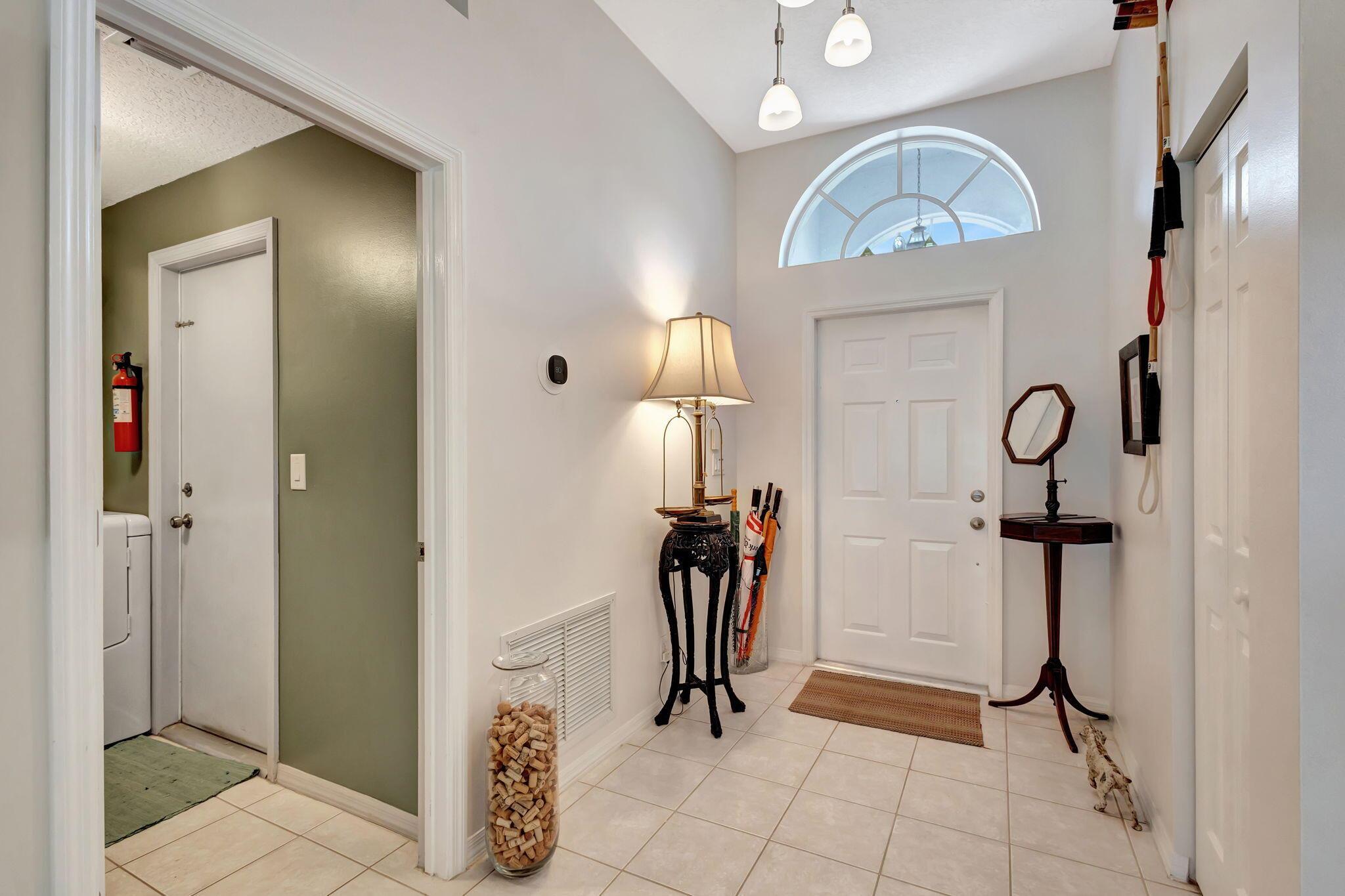 3662 Old Lighthouse Circle