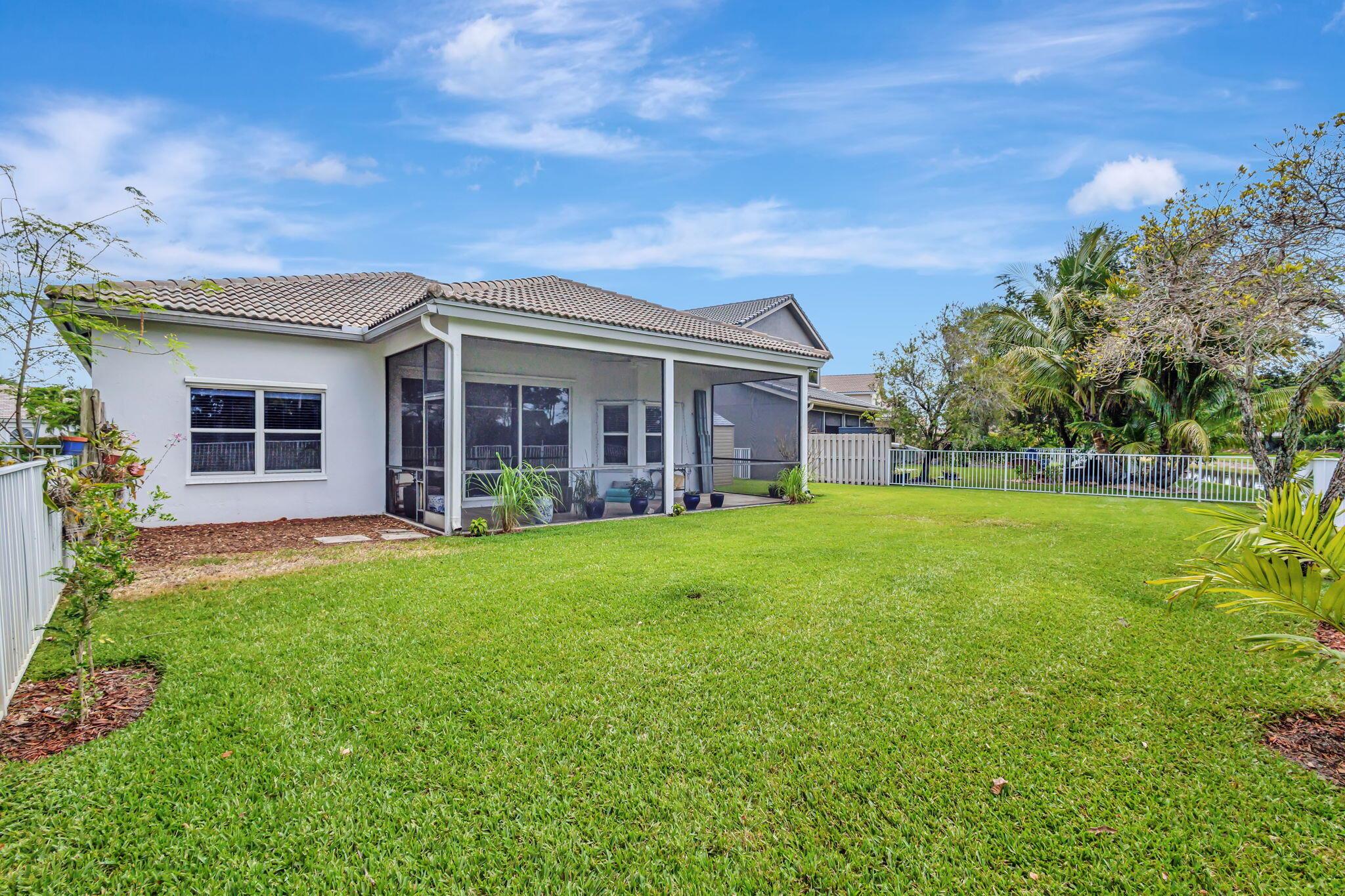 3662 Old Lighthouse Circle