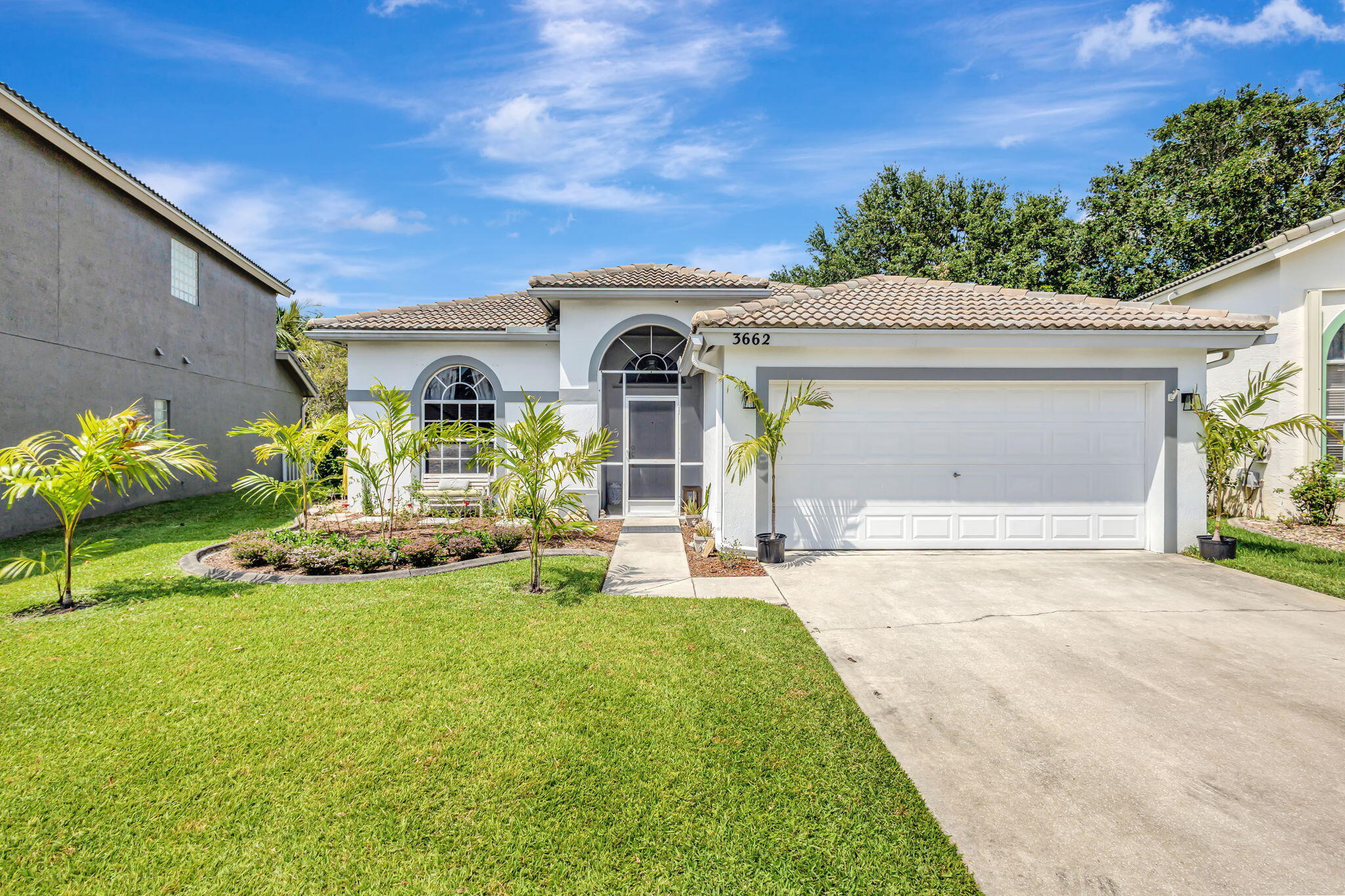 3662 Old Lighthouse Circle