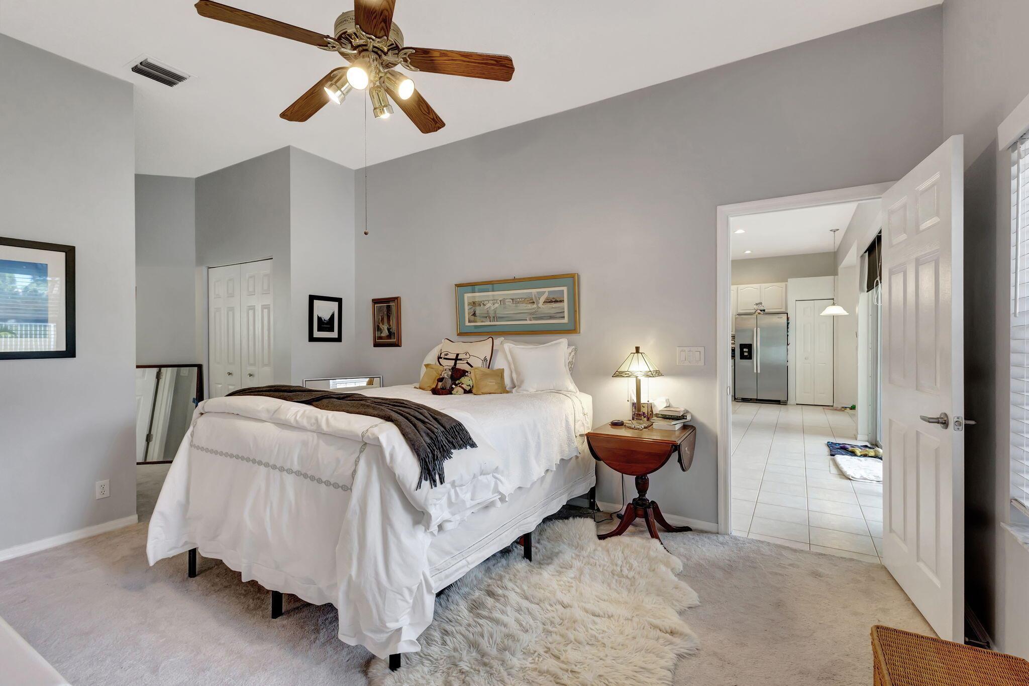 3662 Old Lighthouse Circle