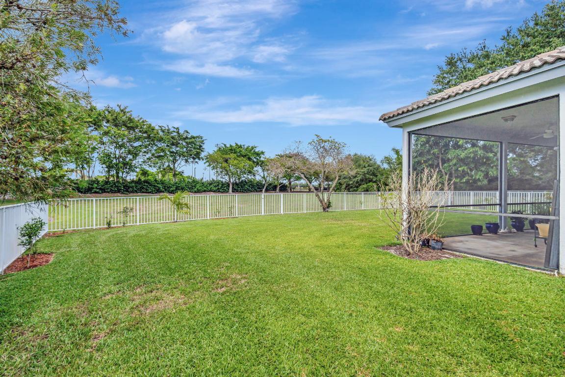 3662 Old Lighthouse Circle