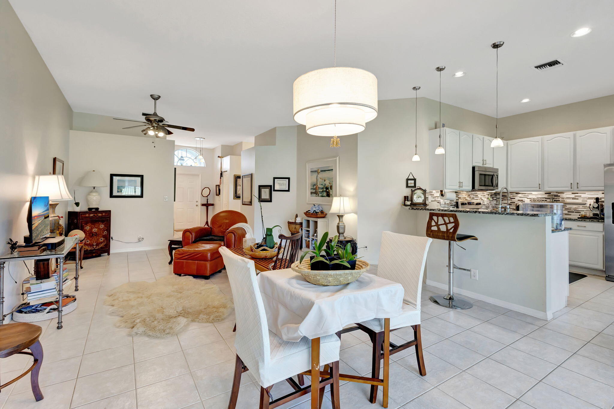 3662 Old Lighthouse Circle