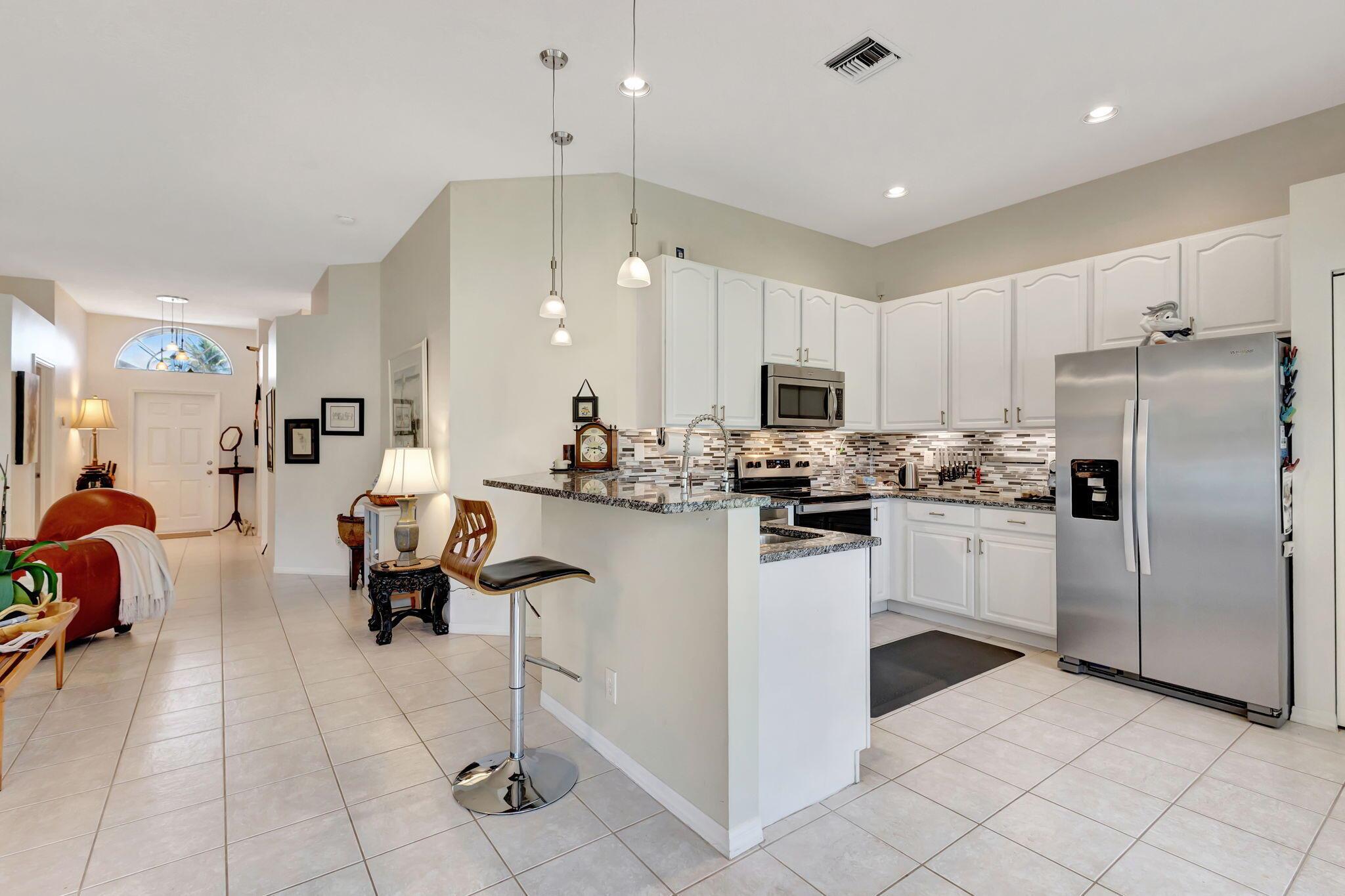 3662 Old Lighthouse Circle