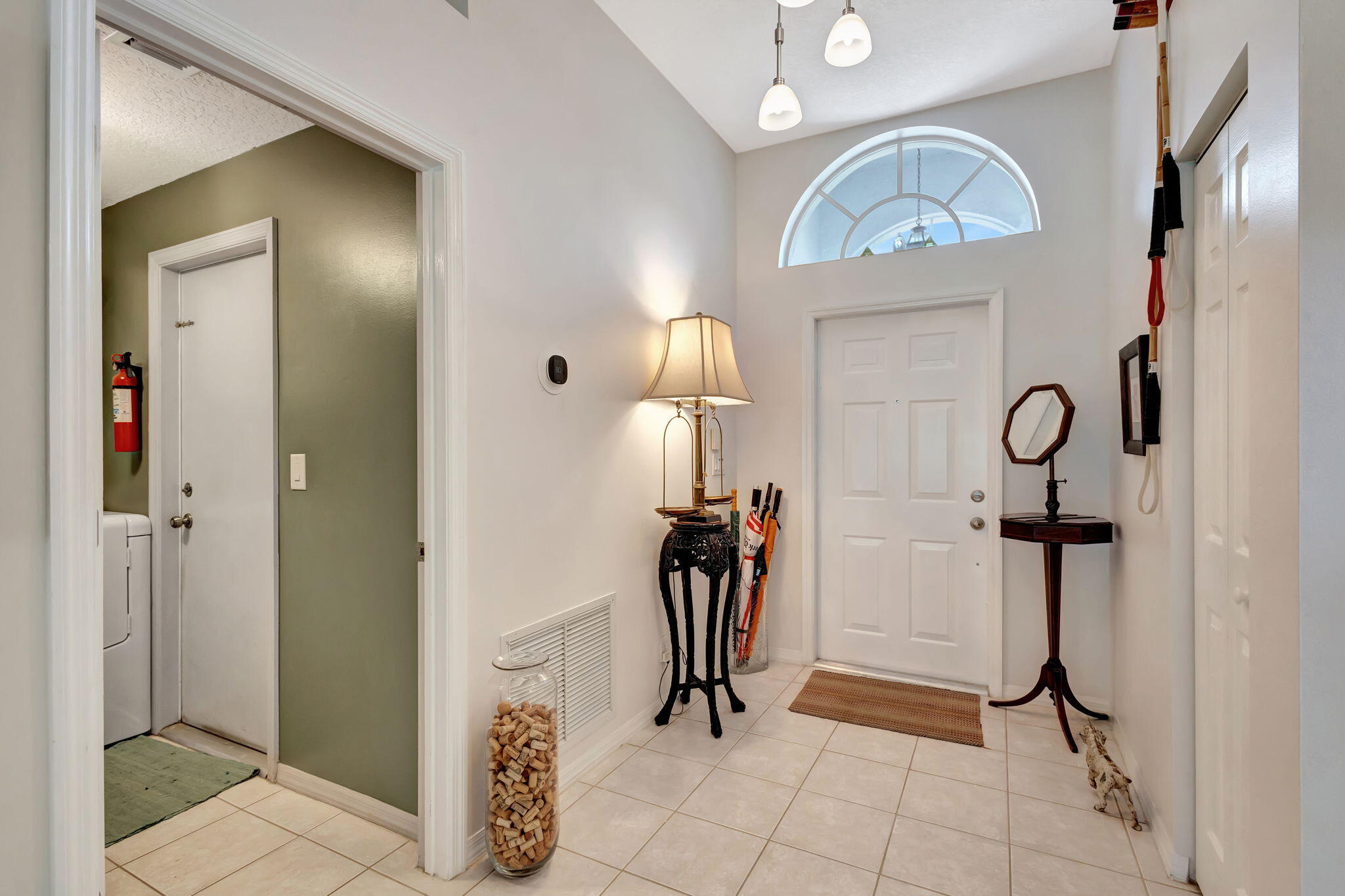 3662 Old Lighthouse Circle