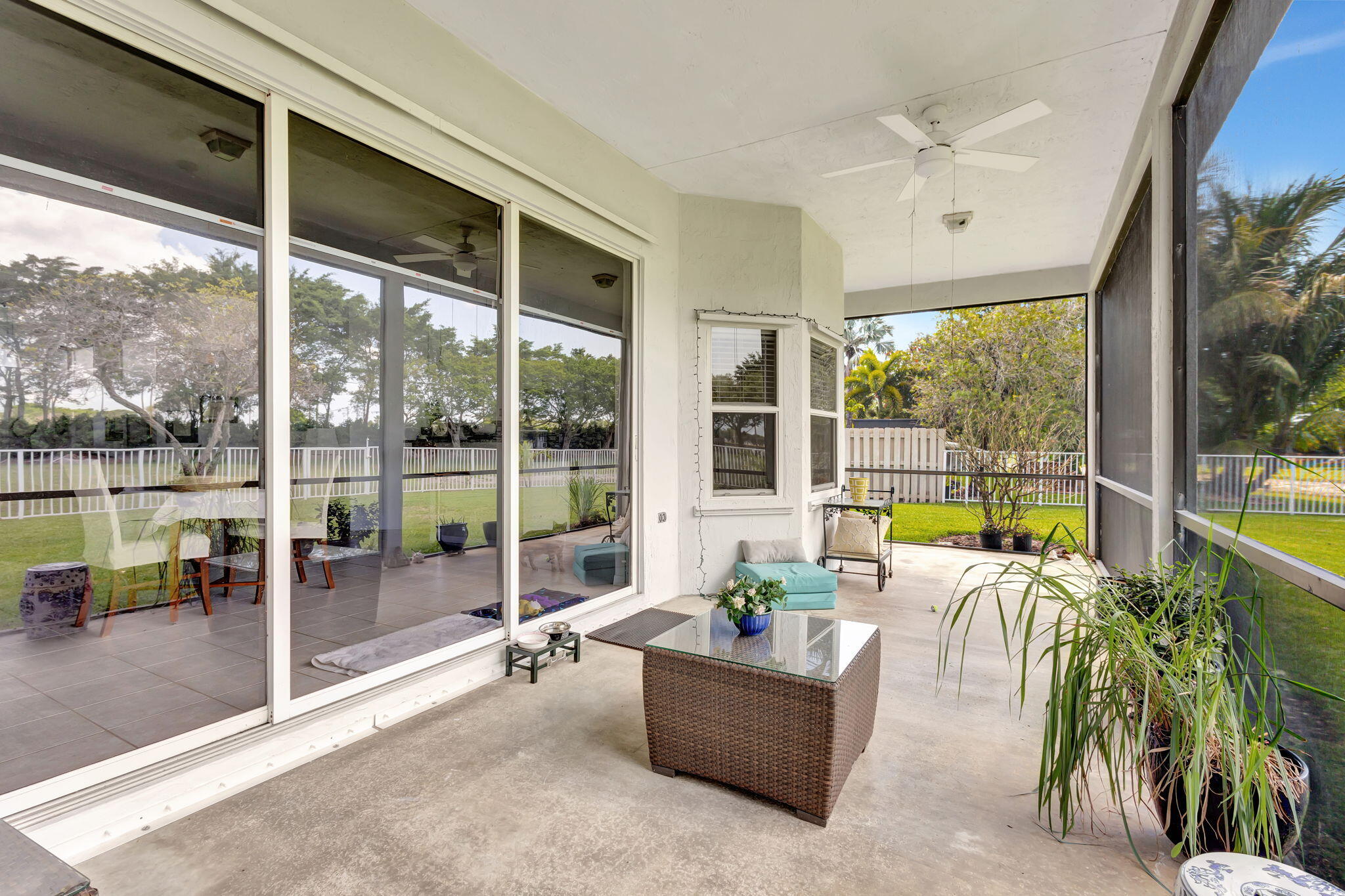 3662 Old Lighthouse Circle