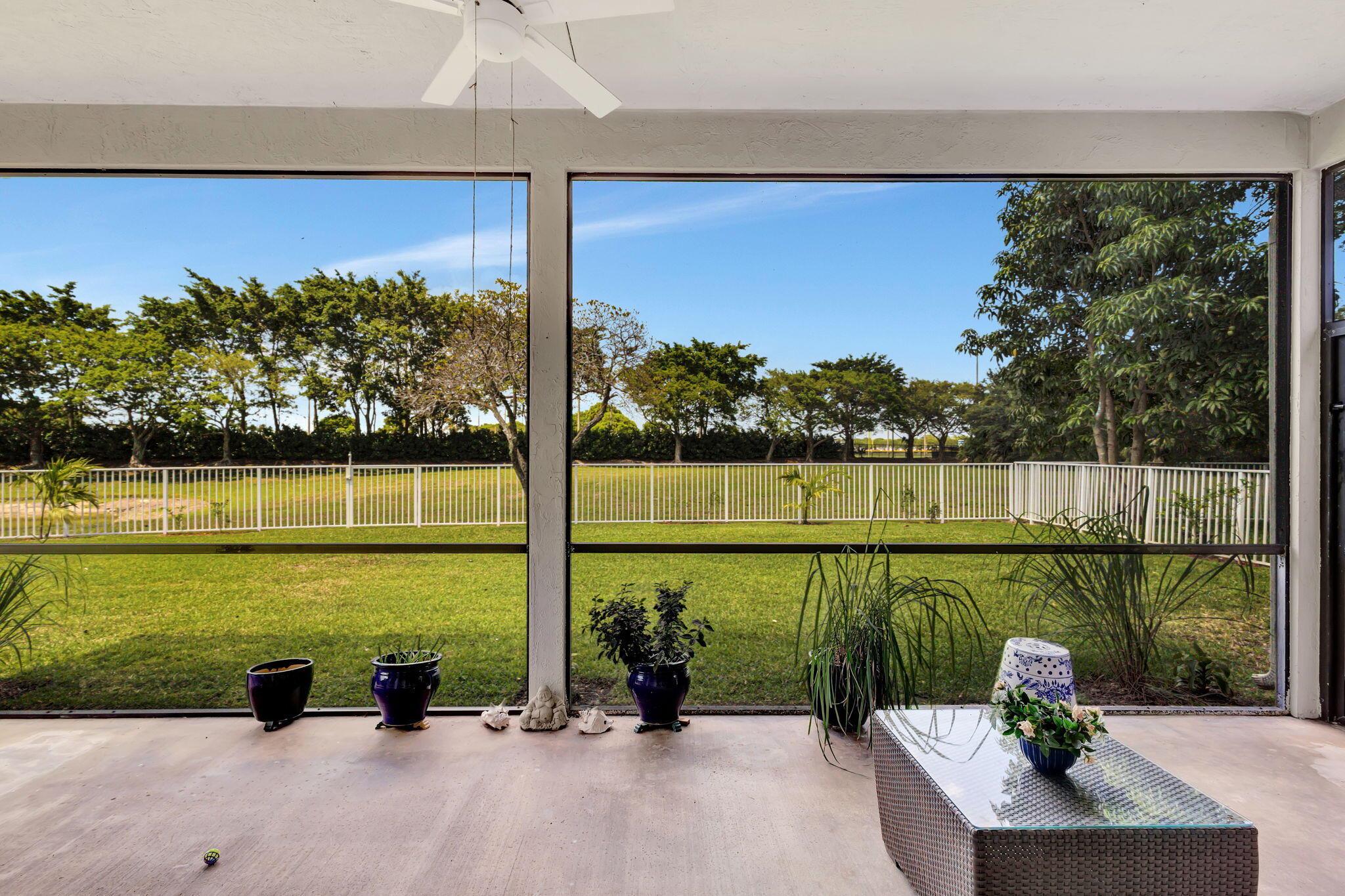 3662 Old Lighthouse Circle