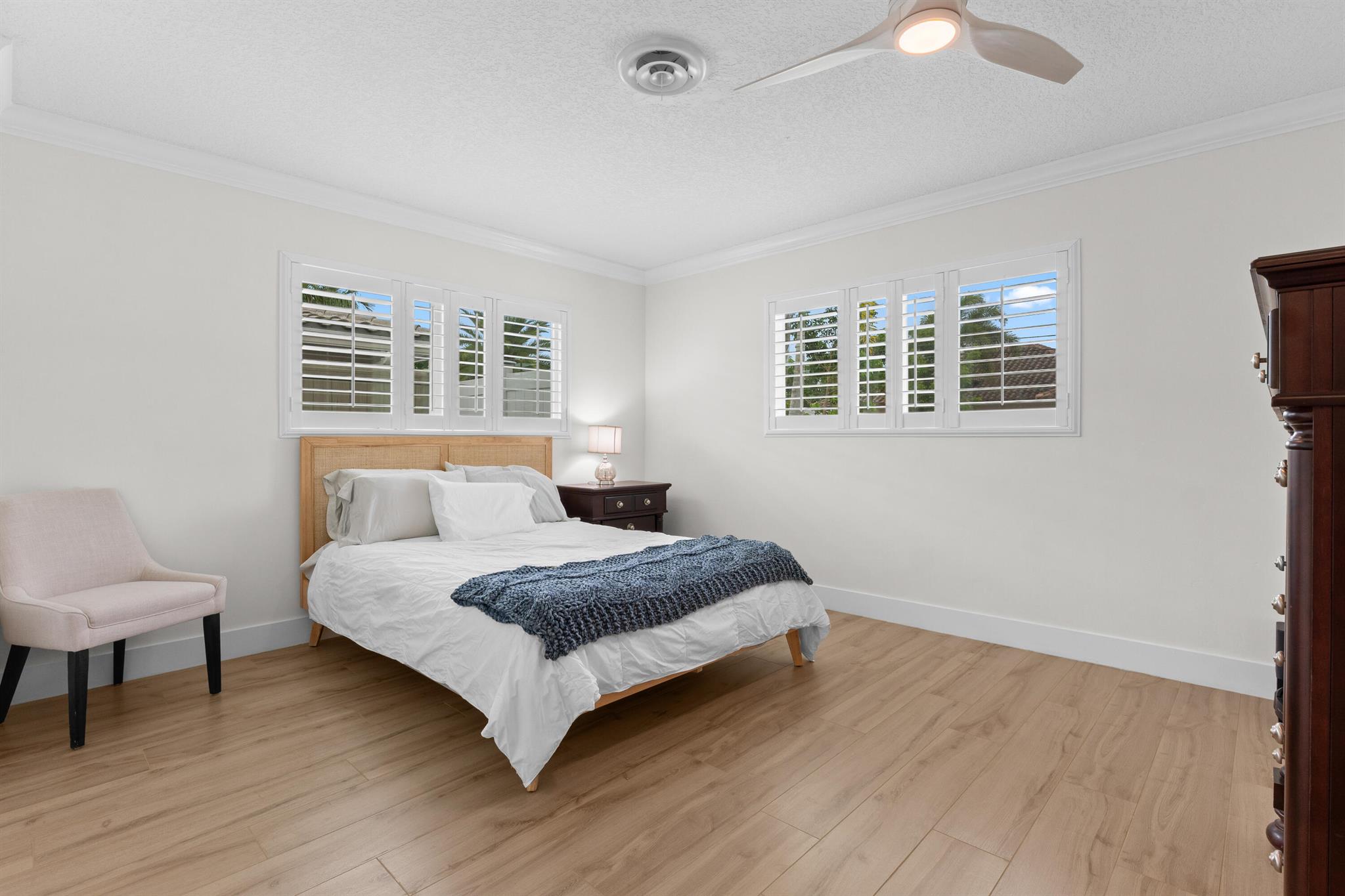 400 SE 5th Terrace
