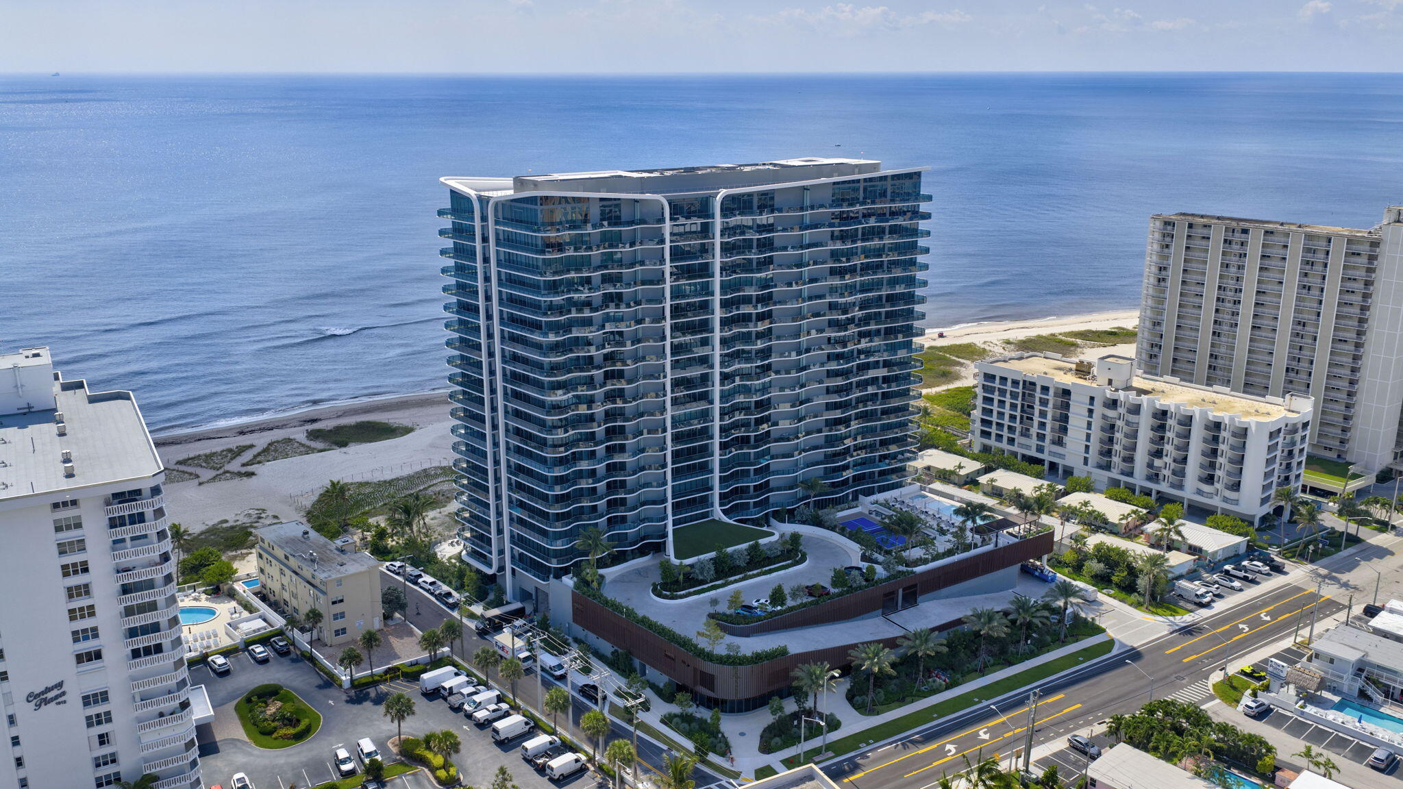 900 N Ocean Blvd 904