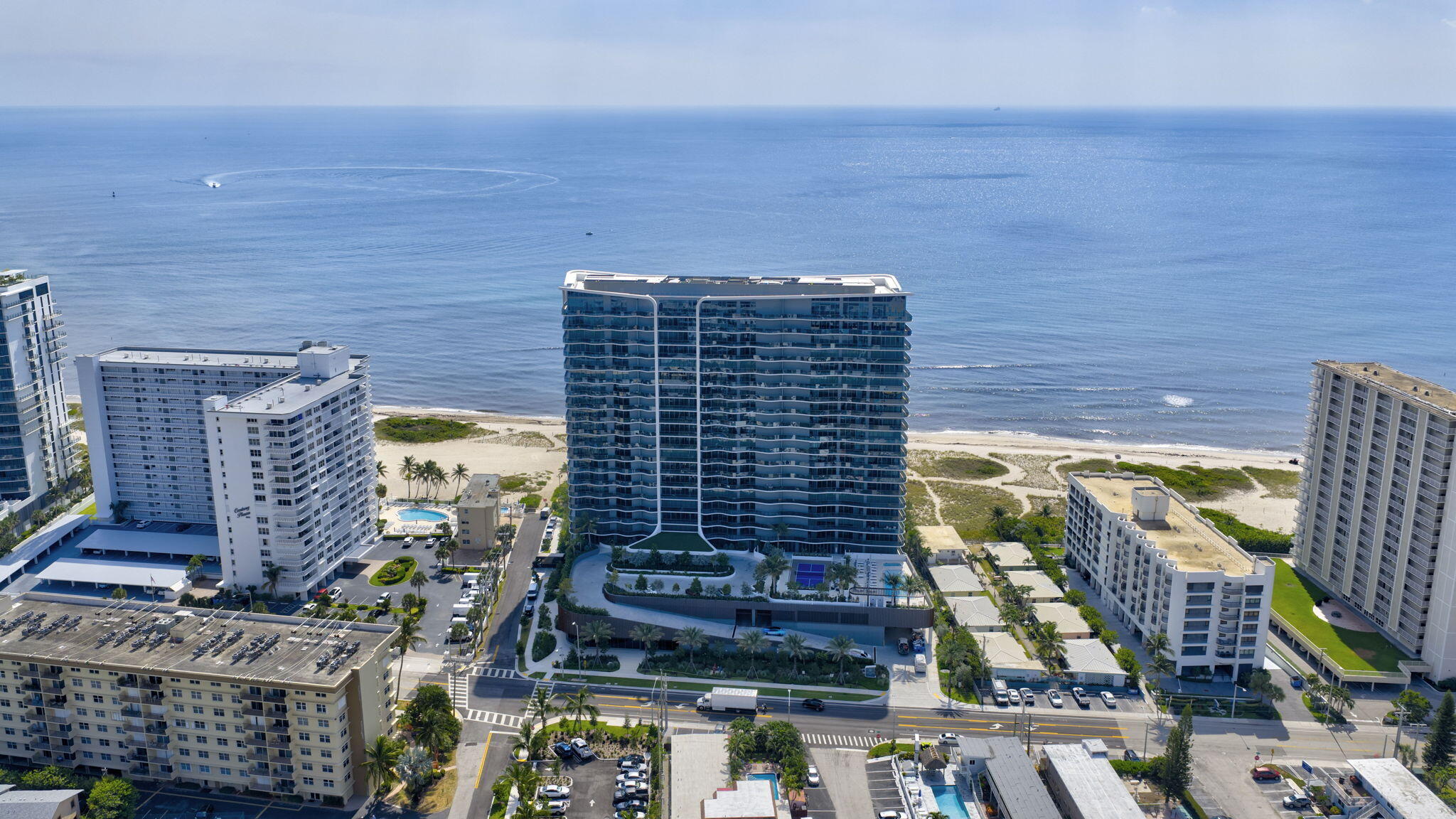 900 N Ocean Blvd 904