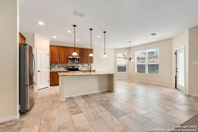 2923 Nicholas Cove