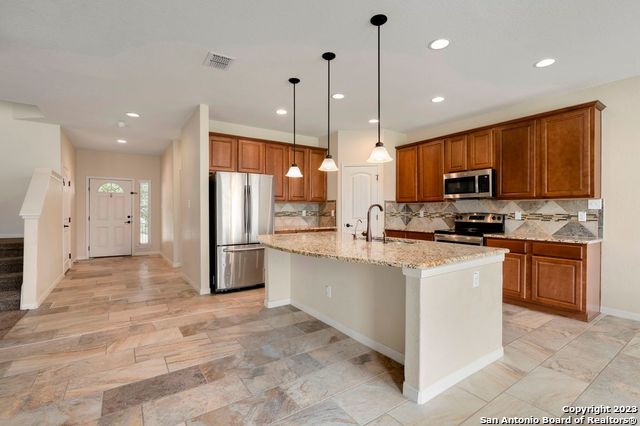 2923 Nicholas Cove