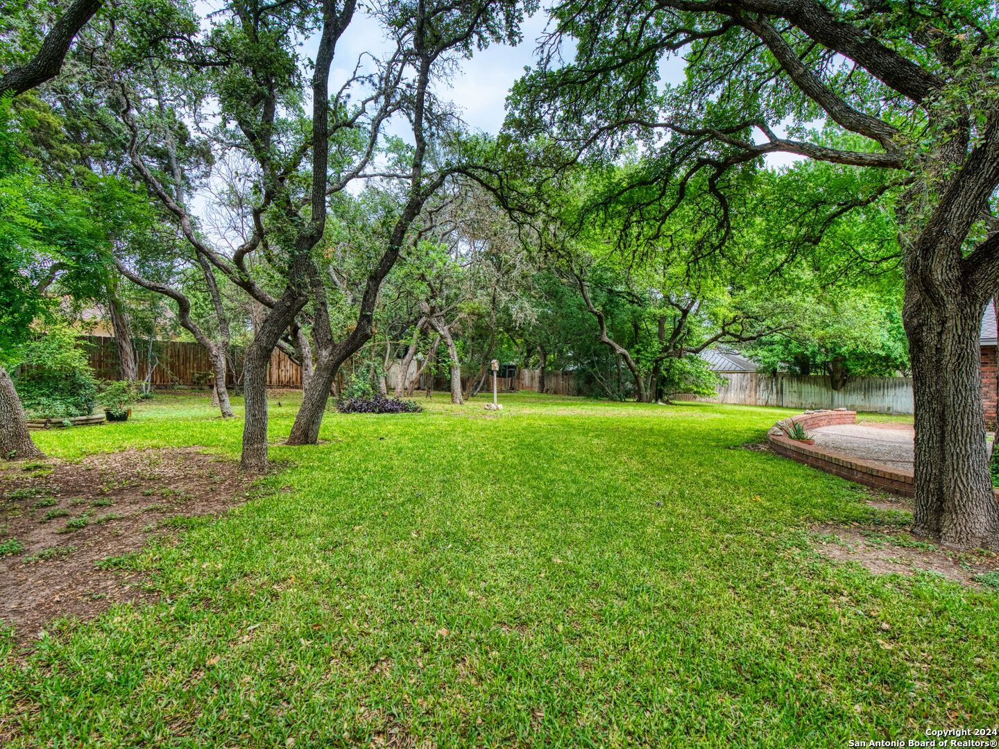 2 SIERRA DR