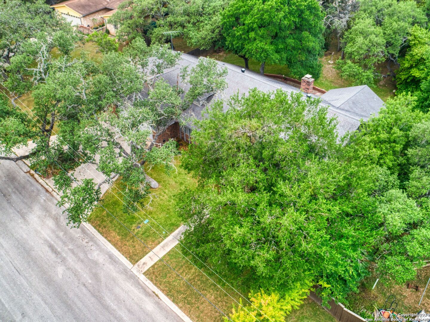2 SIERRA DR