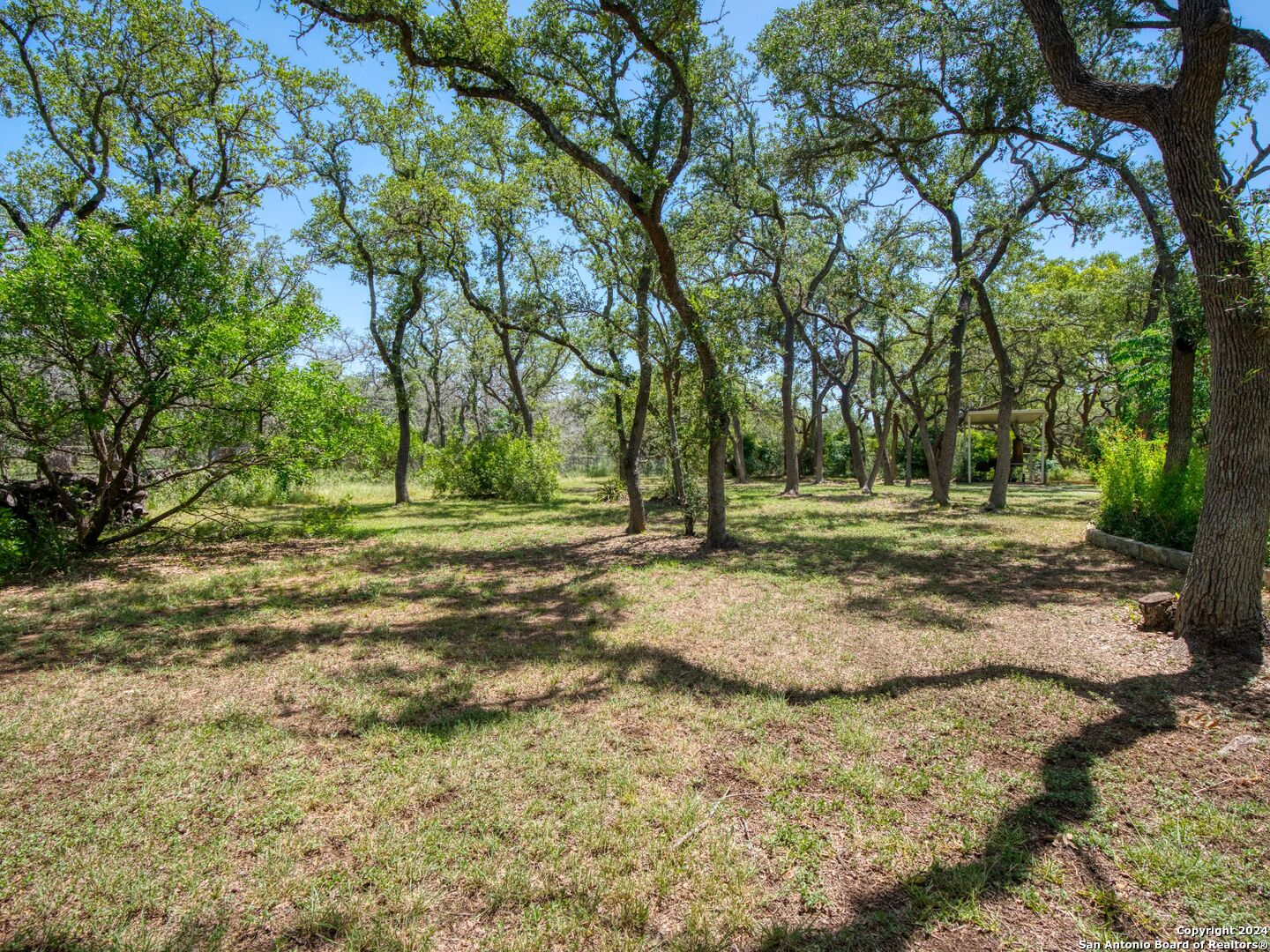 2207 ESTATE VIEW DR
