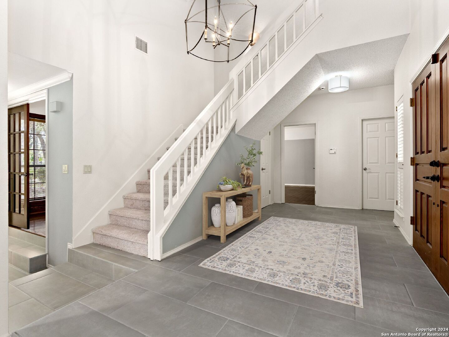 2207 ESTATE VIEW DR