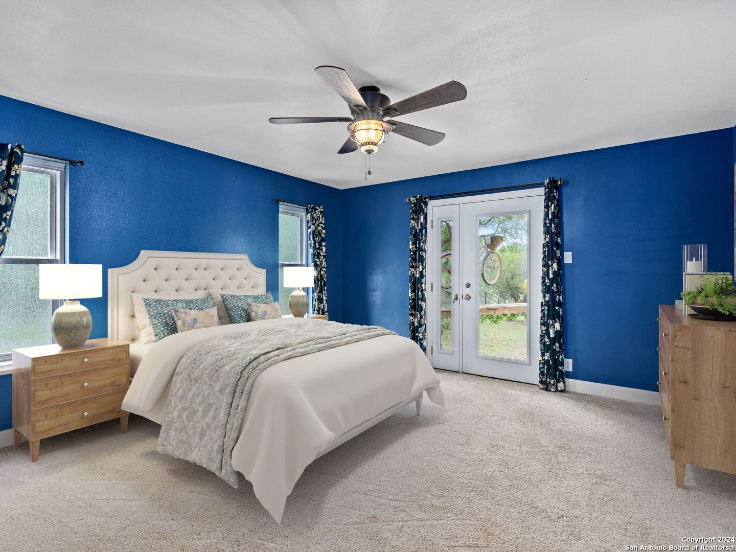 1141 ROSE LN