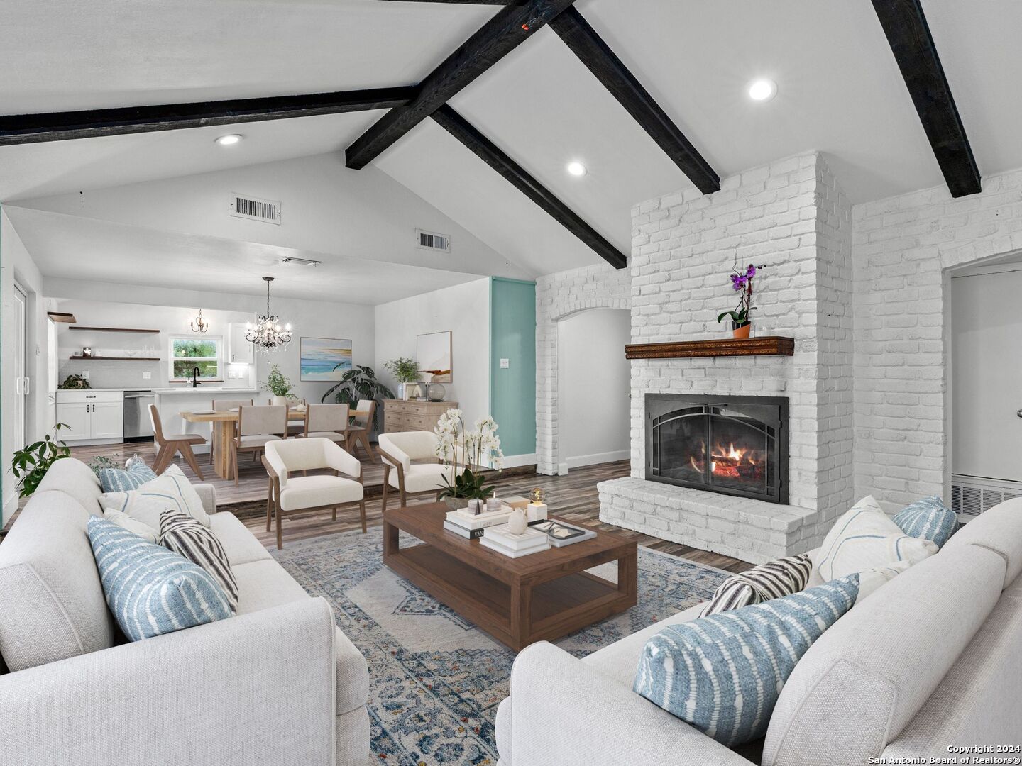 1141 ROSE LN