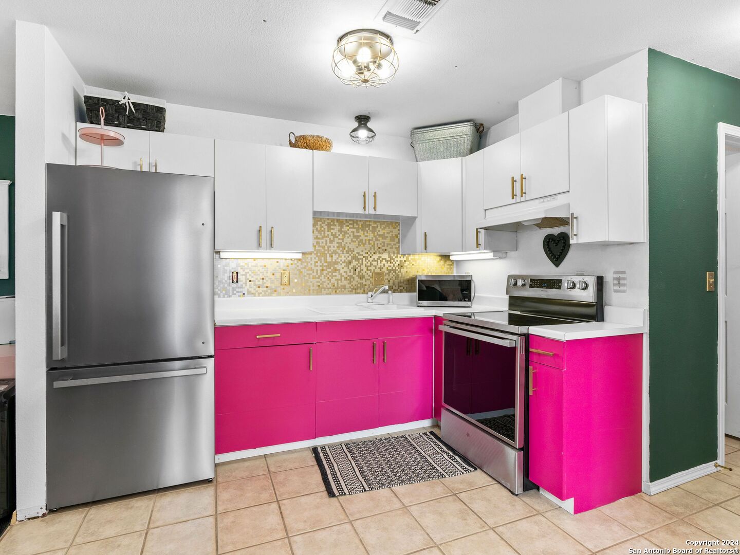 2988 COLLEEN DR