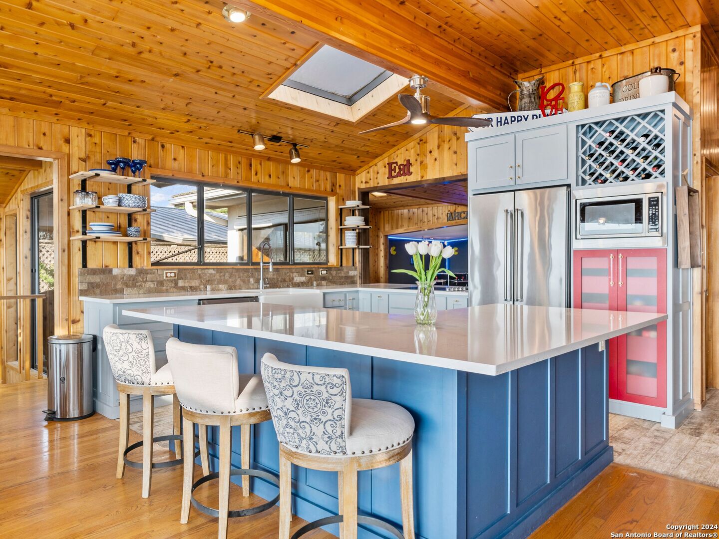 2988 COLLEEN DR