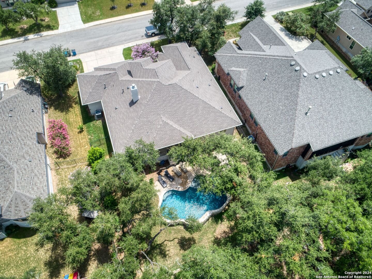 1917 GLENDON DR