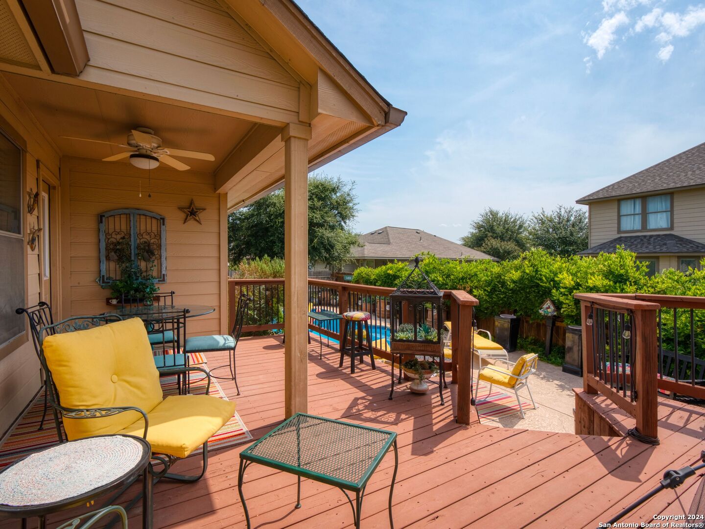 2453 IBIS AVE