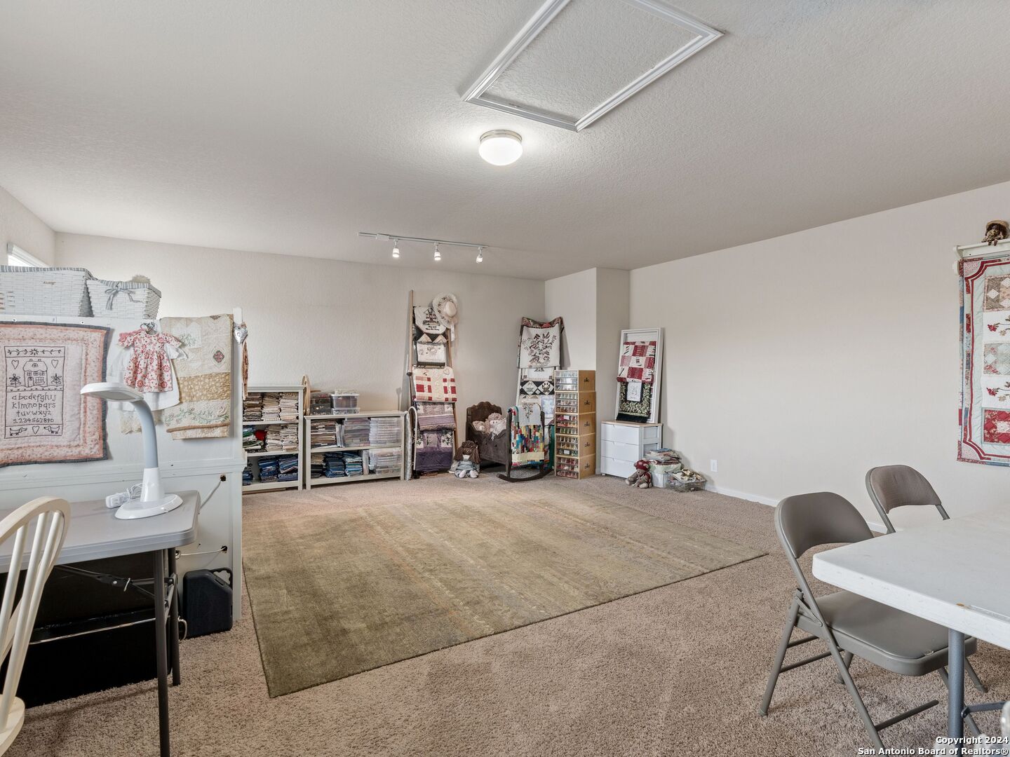2453 IBIS AVE