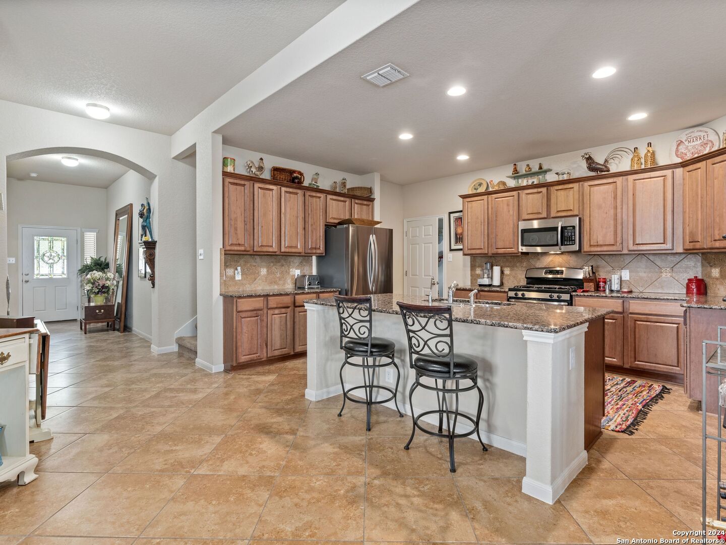 2453 IBIS AVE
