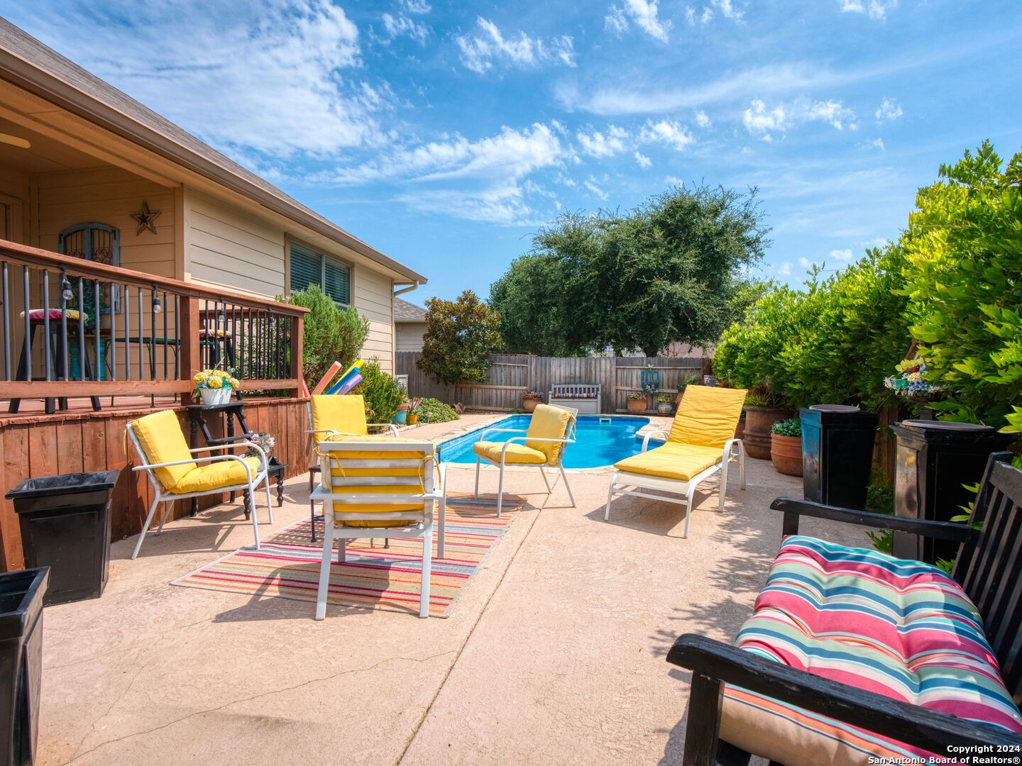 2453 IBIS AVE