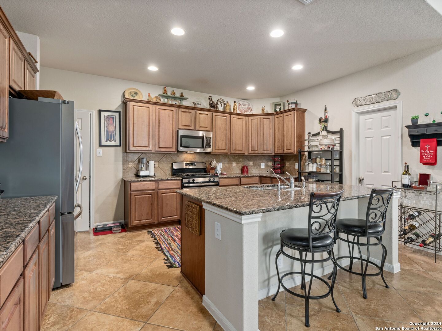 2453 IBIS AVE