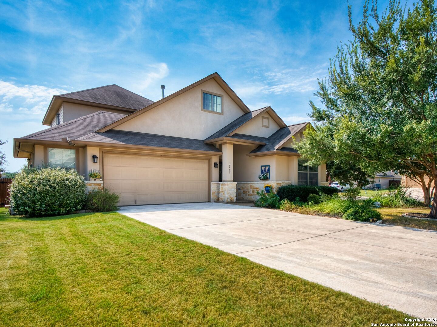 2453 IBIS AVE