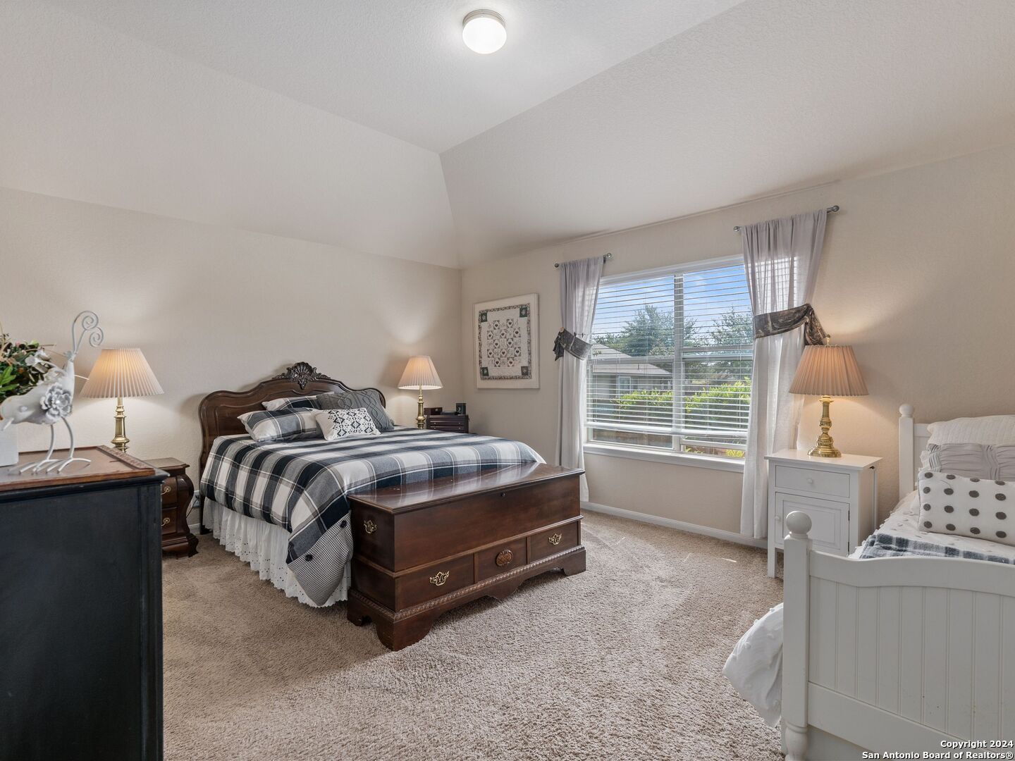2453 IBIS AVE