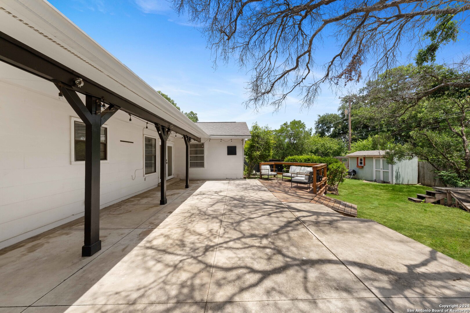 526 STOCKTON DR