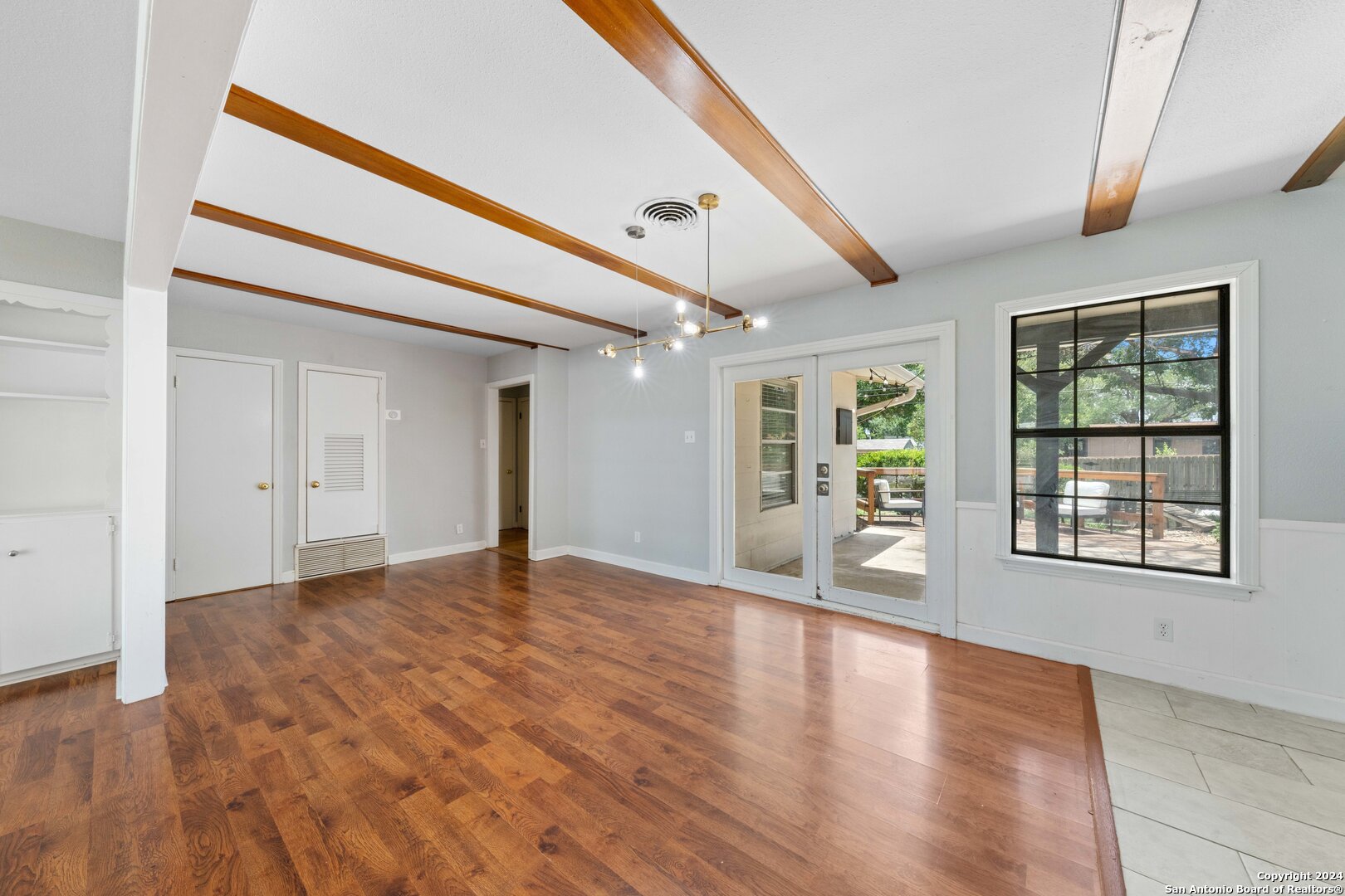 526 STOCKTON DR