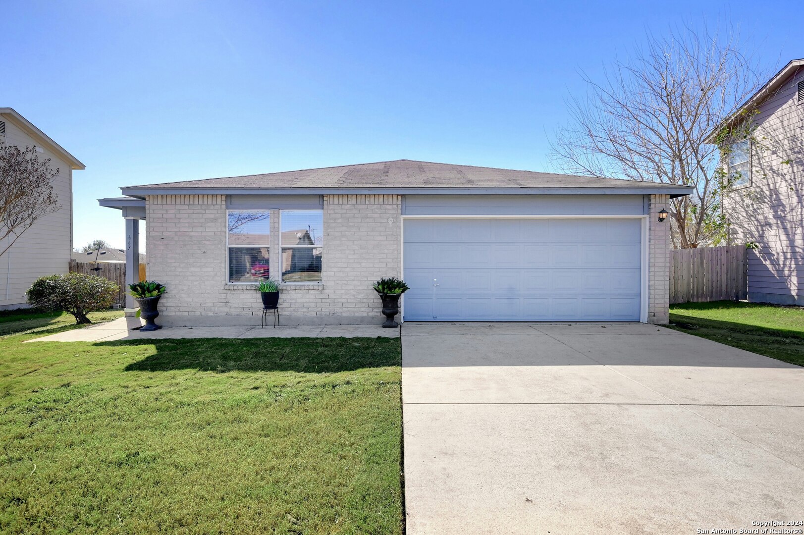 647 Northern Lights DR