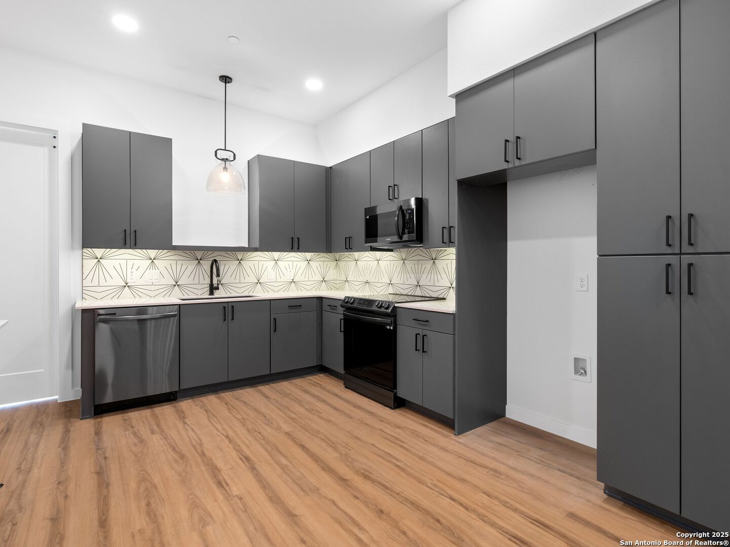 2165 Gabriels Place 1103