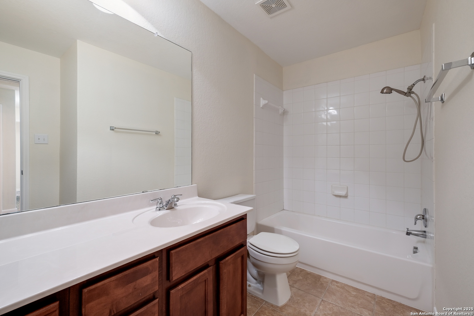 243 Creekview