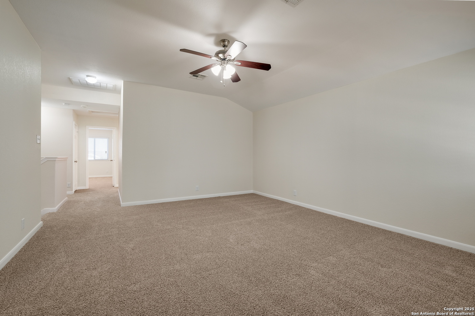 243 Creekview