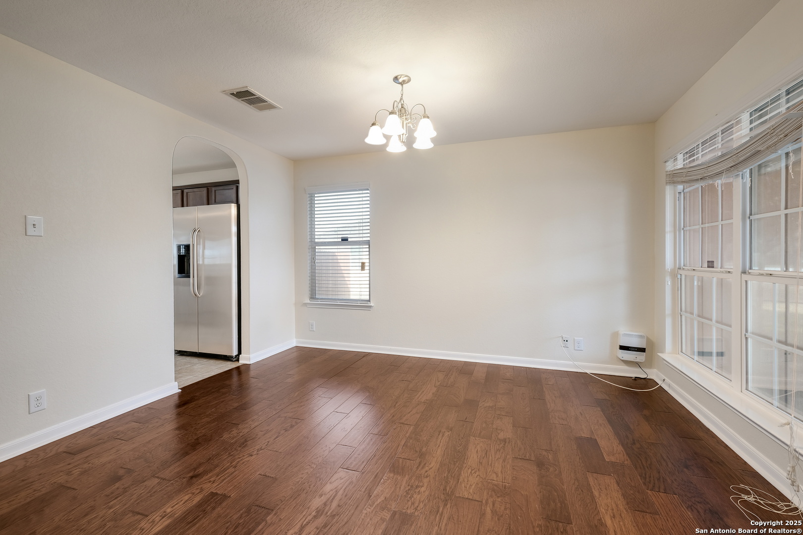 243 Creekview