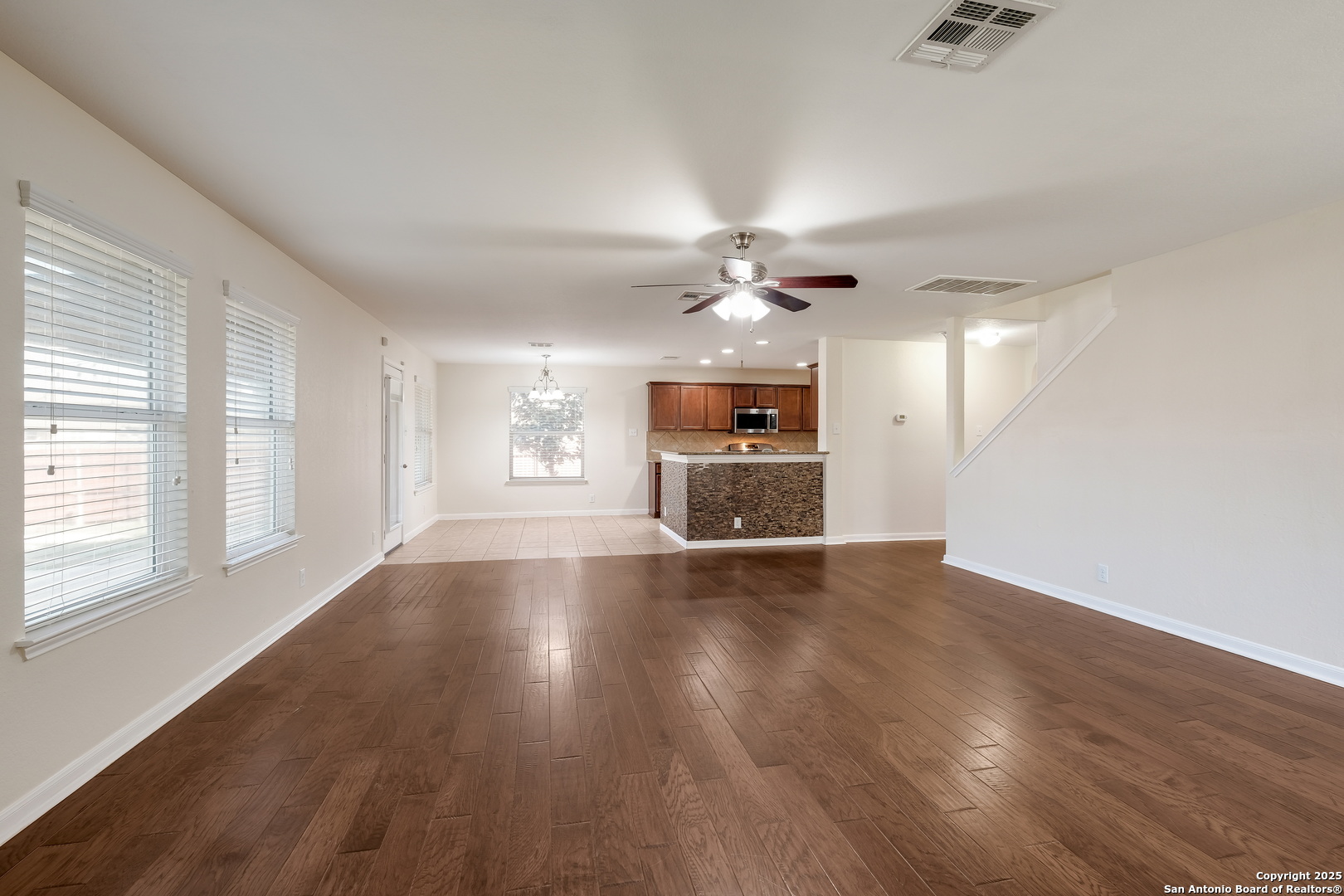 243 Creekview