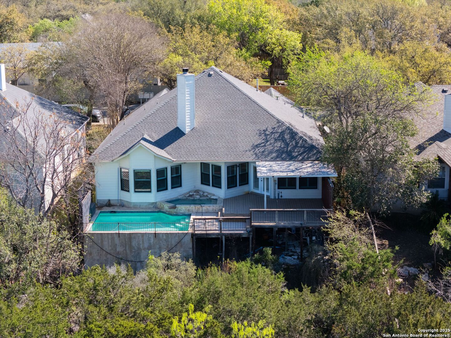 23 GREENS CLIFF
